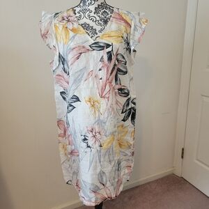 C&C California Floral 100% Linen Dress with Flutter Cap Sleeves L